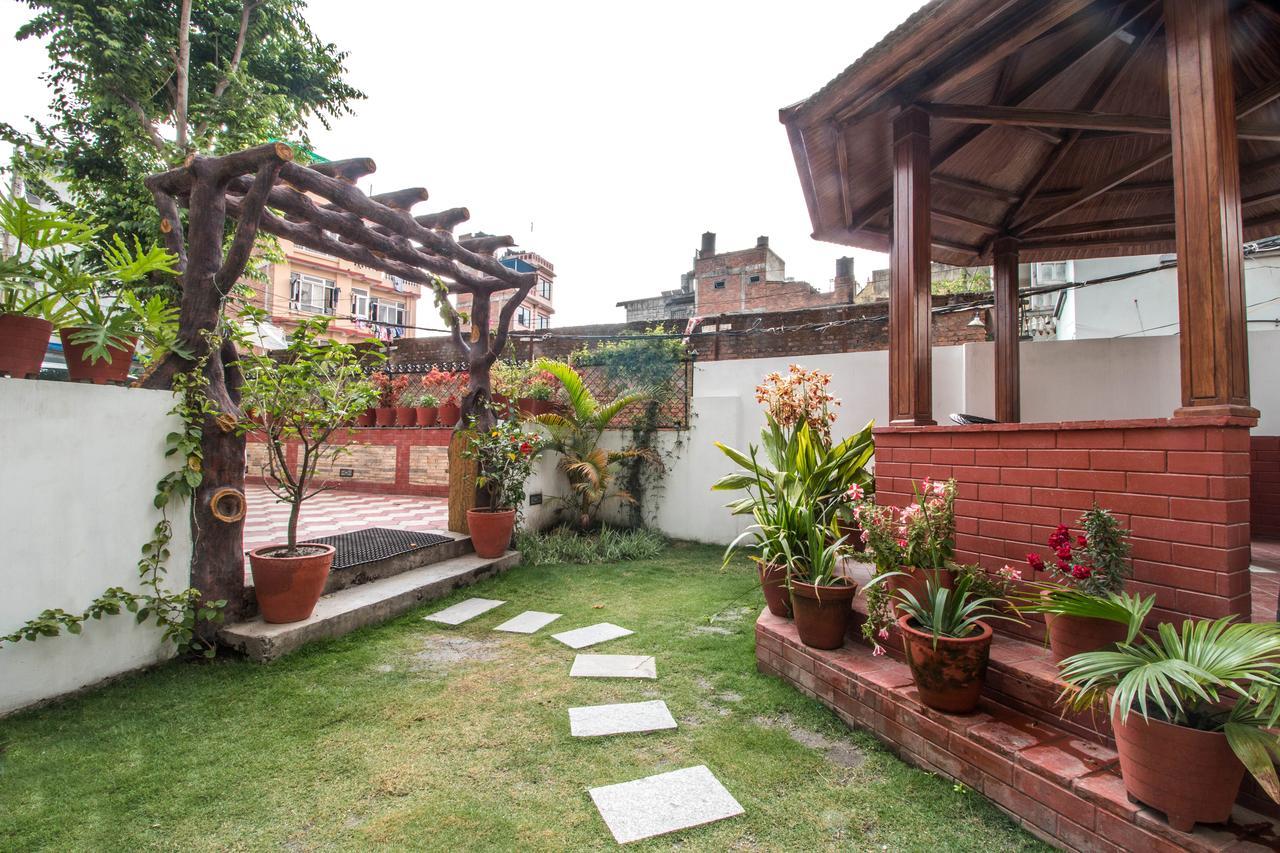 Hotel Himalaya Hub Kathmandu Exteriör bild